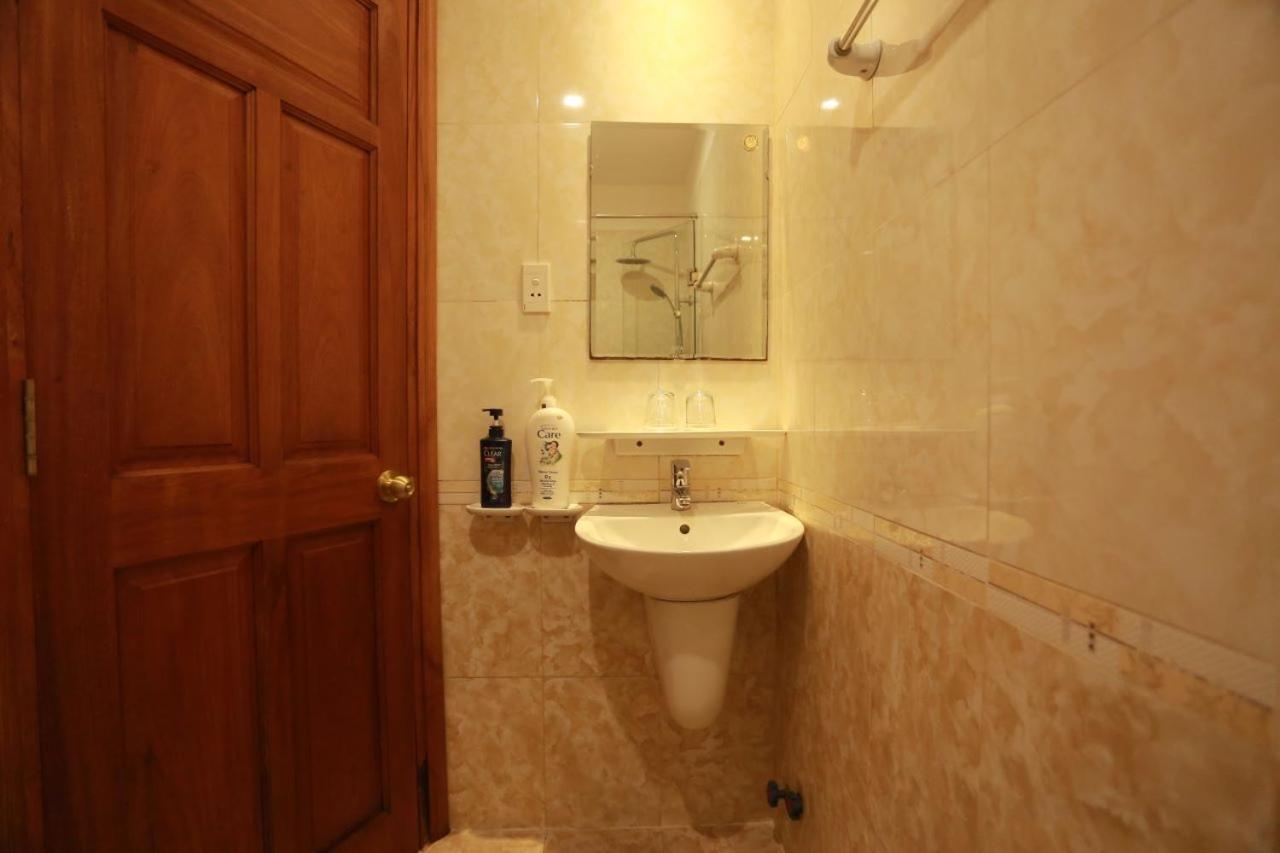 Thanh Tai Hotel 1 Hô Chi Minh-Ville Extérieur photo